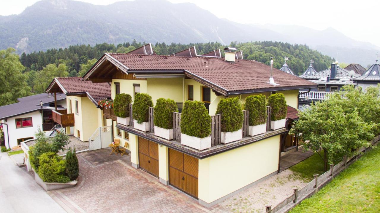 Ferienhaus Schiestl วีซิง ภายนอก รูปภาพ