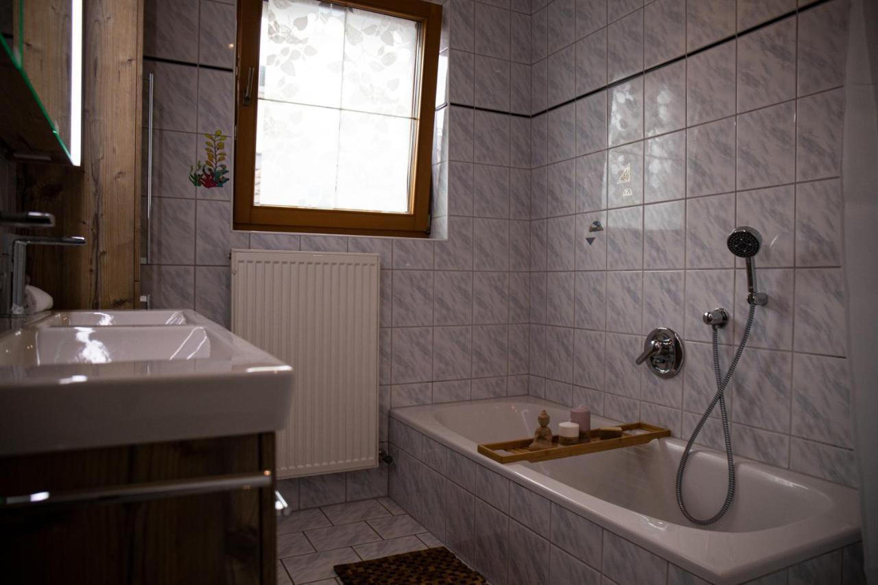 Ferienhaus Schiestl วีซิง ภายนอก รูปภาพ